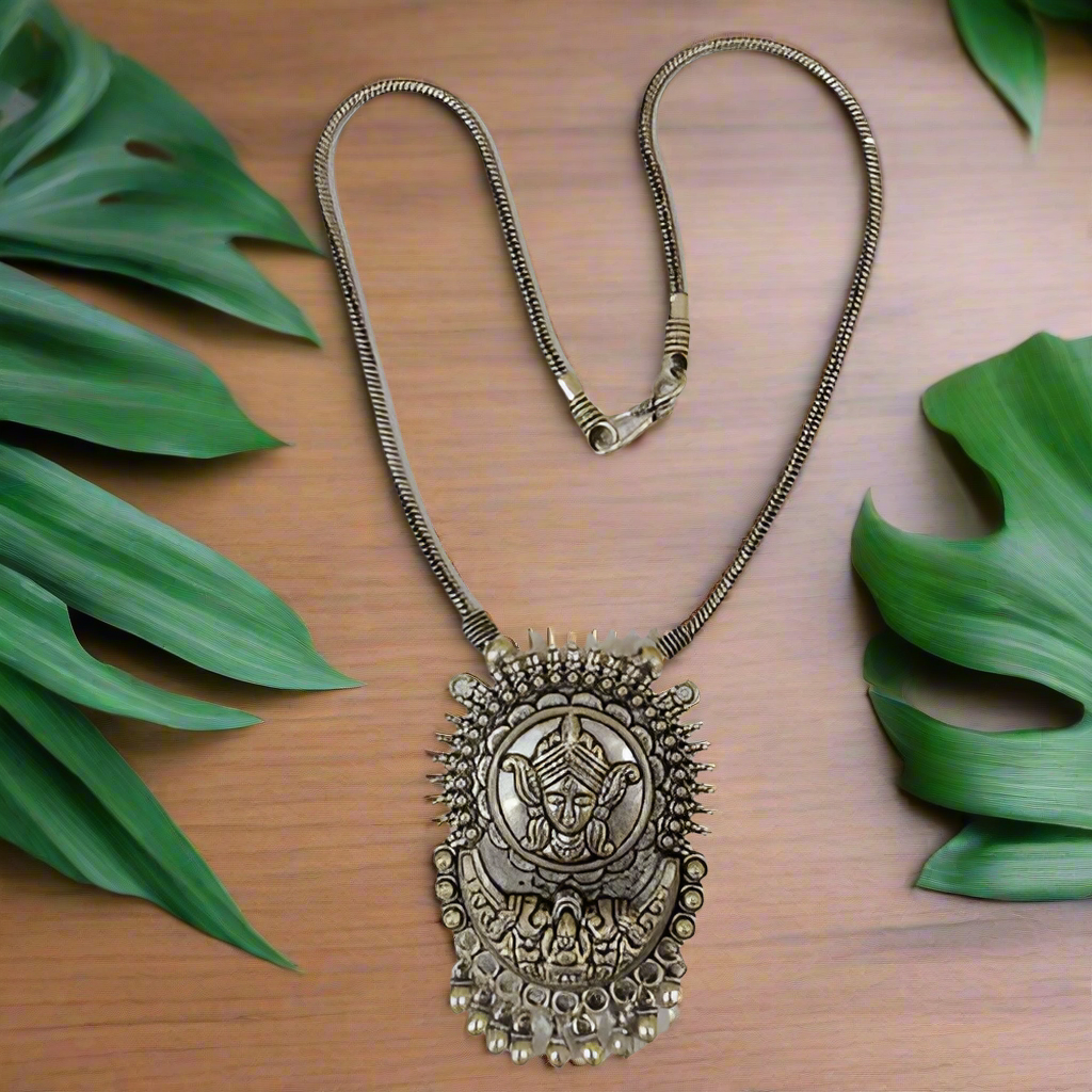 Bohotusk Shiva Crest With Tassle Design Pendant Necklace